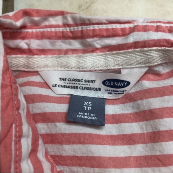 Old Navy The Classic Shirt in Pink Stripes - Picture 4 of 5